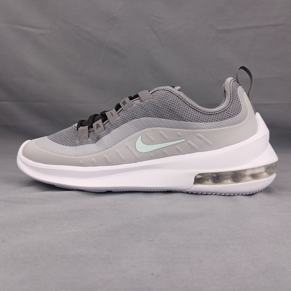 Nike Air Max Axis Woman's Running Shoes AA2168 001 Gray Sizes 7.5-8.5 - Picture 7 of 9